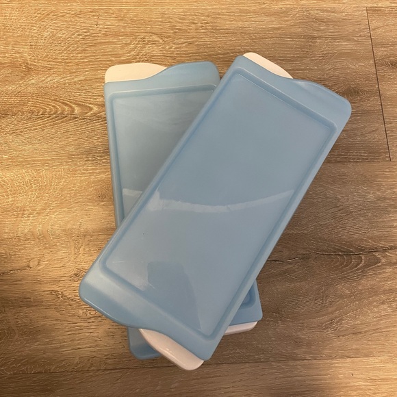🍀4 for $25🍀

EUC Oxo ice cube trays - Picture 2 of 5